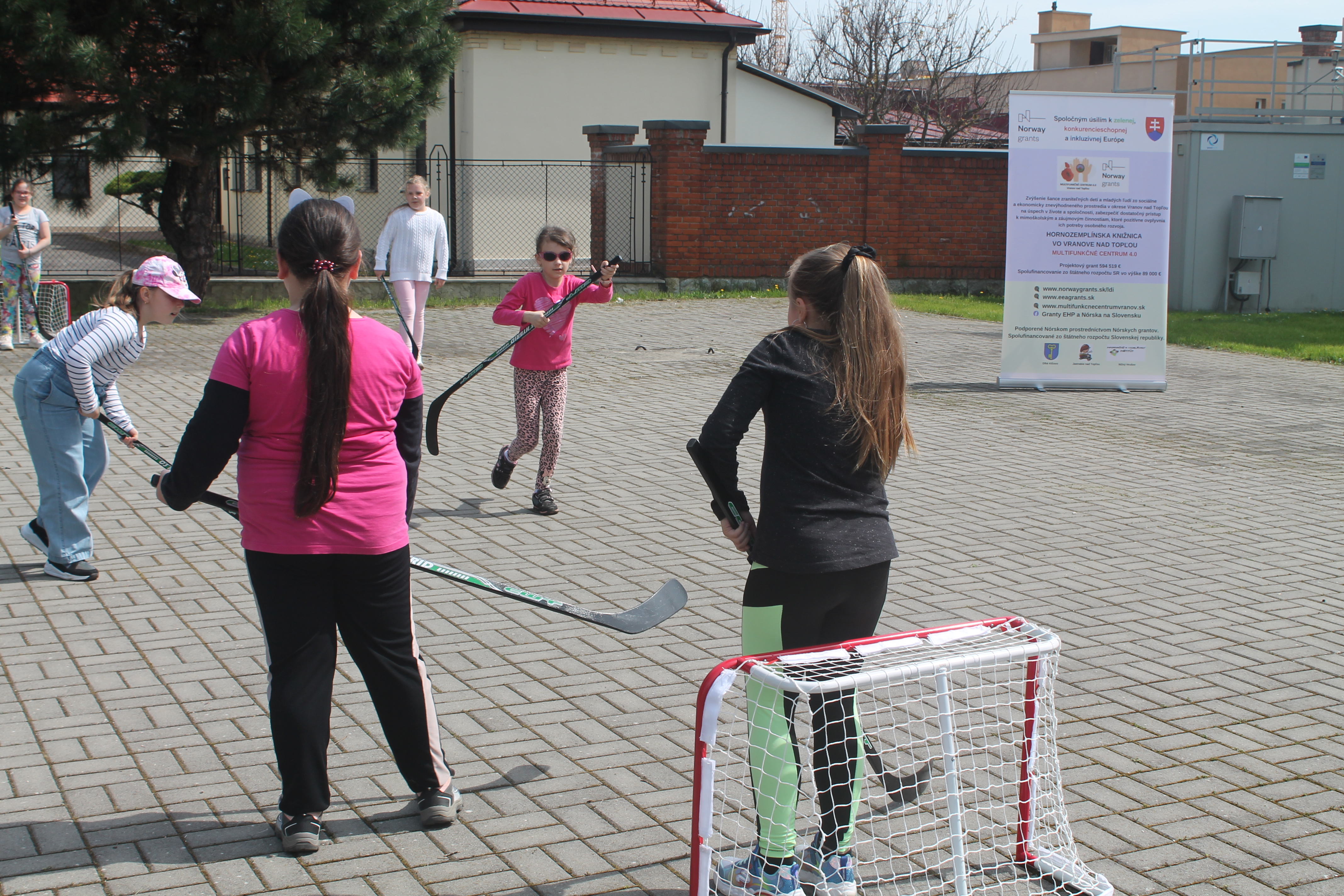 Hokejbalová reprezentantka SR poukázala na dôležitosť športu a zdravia